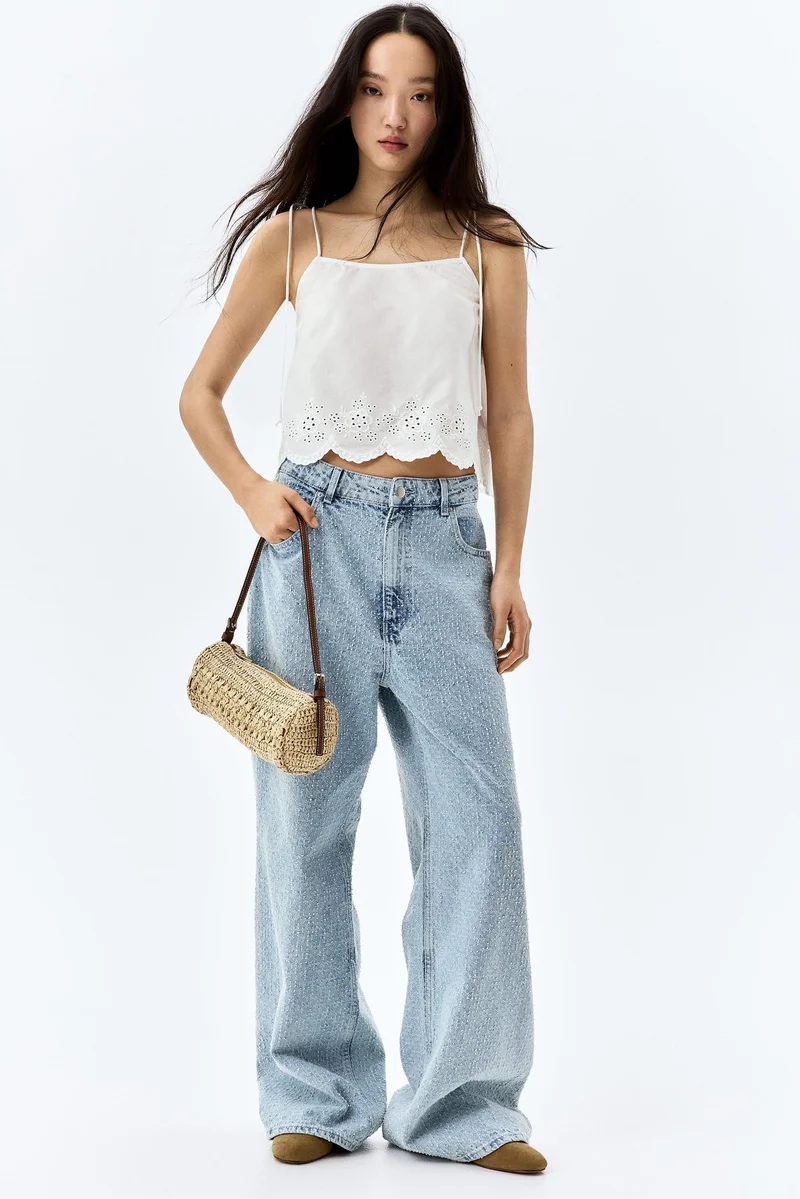 اتش اند ام بلوزة بربطة مُطرزة